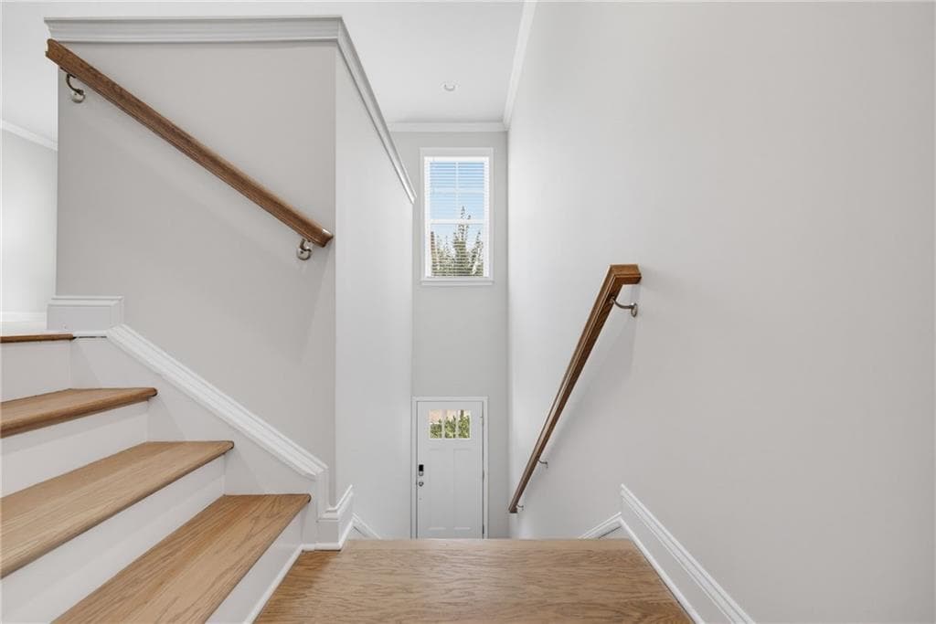 4 bedroom, 4 bathroom, 2,428 sq ft townhouse for sale at 1637 Venture Point Way, Decatur, GA 30032 — photo 7