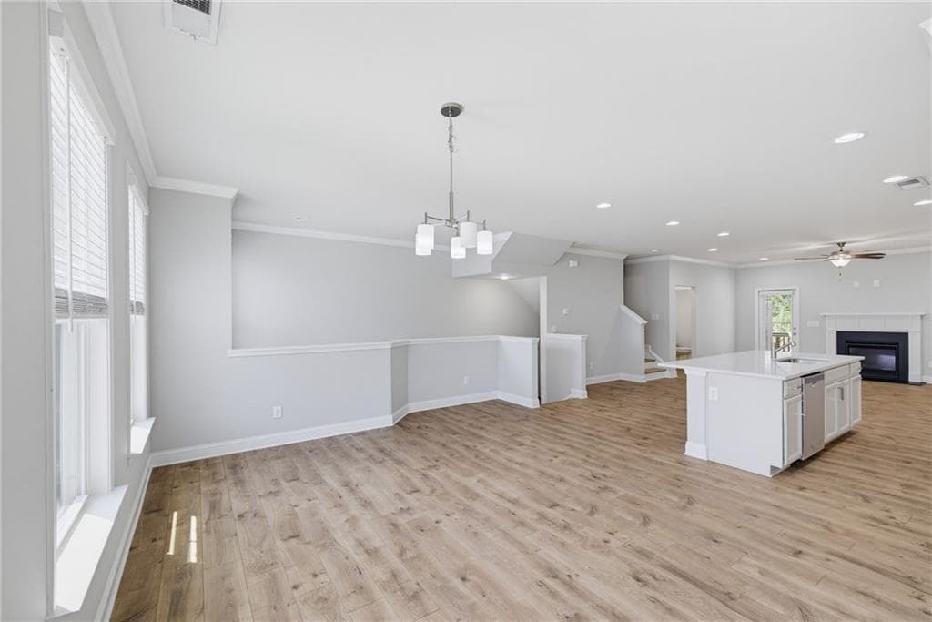 4 bedroom, 4 bathroom, 2,428 sq ft townhouse for sale at 1637 Venture Point Way, Decatur, GA 30032 — photo 8