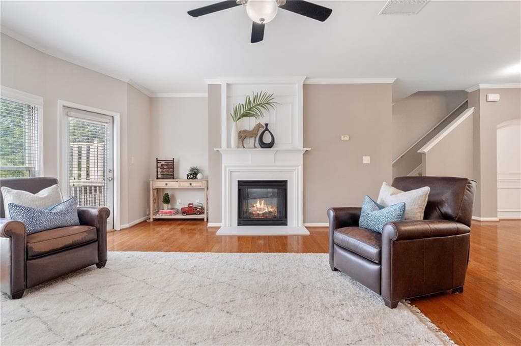 3 bedroom, 4 bathroom, 2,665 sq ft townhouse for sale at 378 Suwanee Avenue, Suwanee, GA 30024 — photo 7