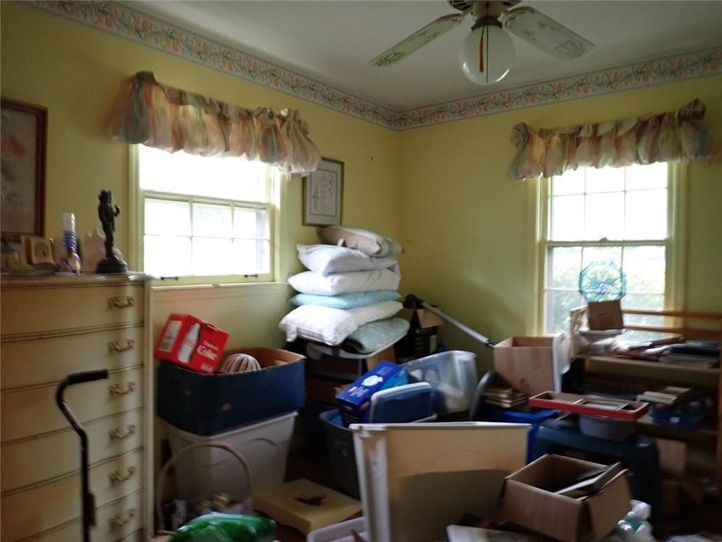 3 bedroom, 2 bathroom, 1,289 sq ft single family residence for sale at 8295 Valley Stream Drive, Jonesboro, GA 30236 — photo 6