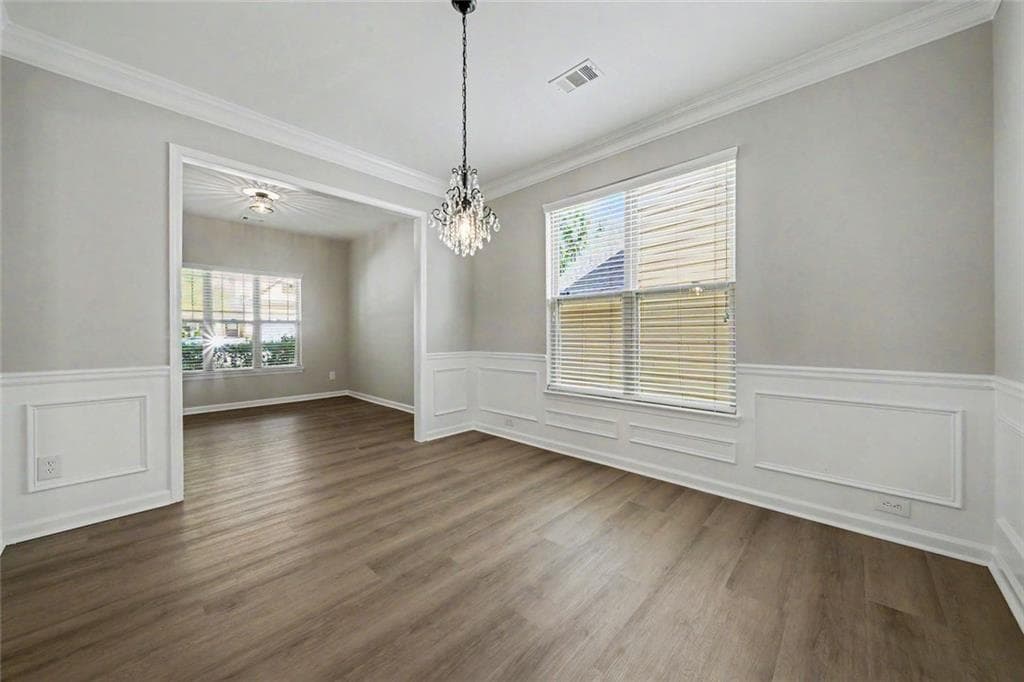 5 bedroom, 3 bathroom, 2,450 sq ft single family residence for sale at 4934 Rapahoe Trail, Atlanta, GA 30349 — photo 8