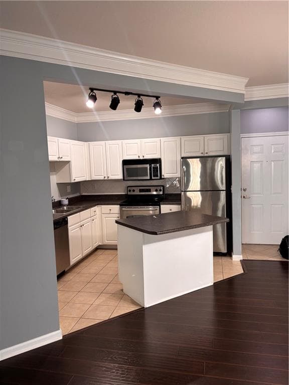 1 bedroom, 1 bathroom, 845 sq ft condominium for rent at 1850 Cotillion Drive 1207, Atlanta, GA 30338 for $1,600 a month — photo 4