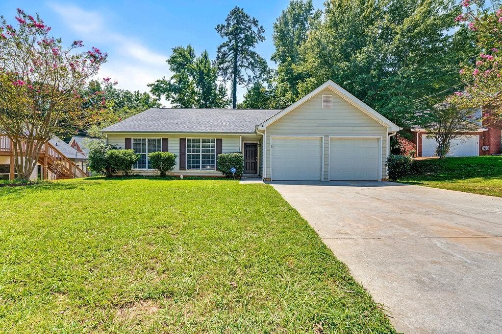 3 bedroom, 2 bathroom, 1,438 sq ft single family residence under contract at 5747 Mccurdy Court, Stone Mountain, GA 30087