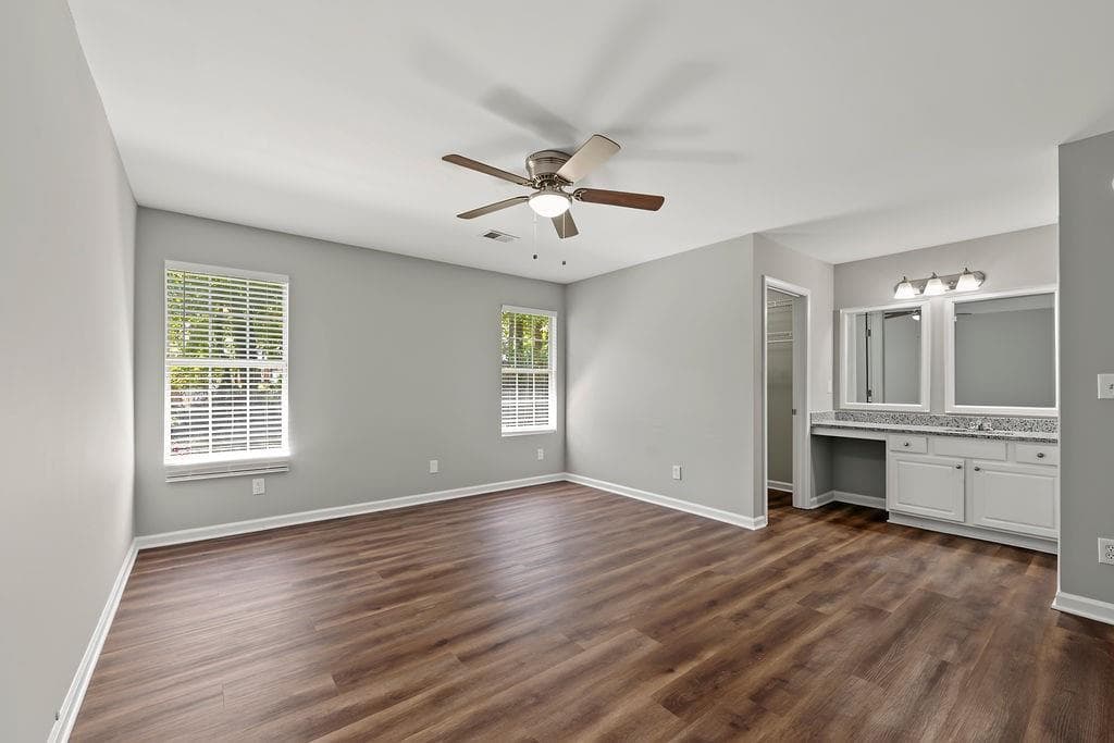 3 bedroom, 2 bathroom, 1,438 sq ft single family residence under contract at 5747 Mccurdy Court, Stone Mountain, GA 30087 — photo 7