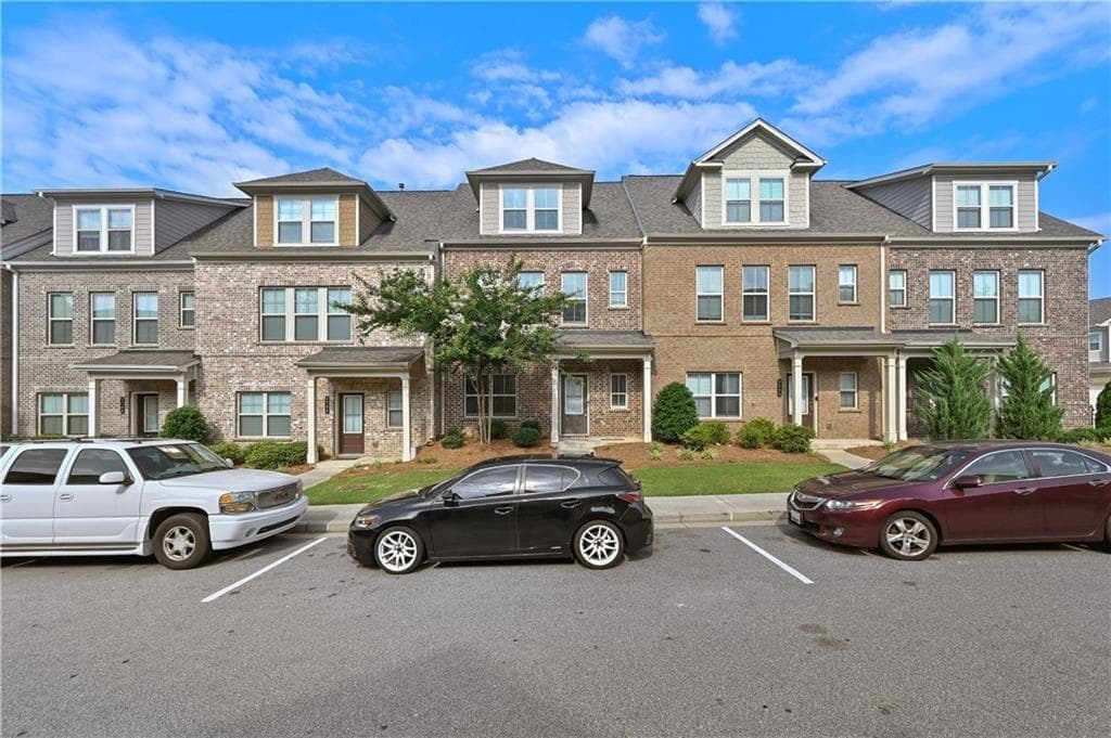 3 bedroom, 4 bathroom, 1,977 sq ft townhouse for rent at 3798 Hidden Valley Circle, Lawrenceville, GA 30044 for $2,300 a month — photo 4