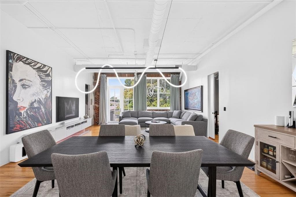 2 bedroom, 2 bathroom, 1,585 sq ft condominium for sale at 3235 Roswell Road 602, Atlanta, GA 30305 — photo 10
