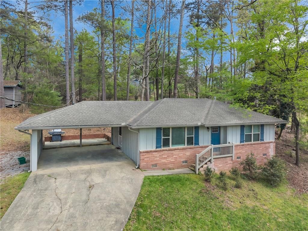 6005 Dolvin Lane, Buford, GA 30518 — most recent listing photo
