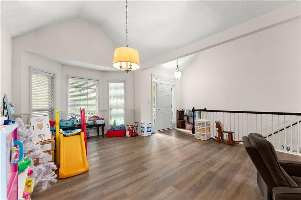 3 bedroom, 2 bathroom, 1,758 sq ft single family residence for sale at 6270 Santa Fe Trail, Cumming, GA 30028 — photo 7