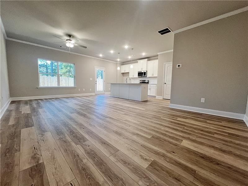 4 bedroom, 3 bathroom, 2,326 sq ft townhouse for rent at 5495 Rock Place Court, Norcross, GA 30093 for $2,600 a month — photo 7