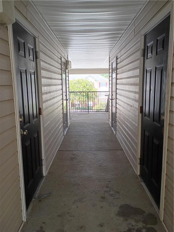 3 bedroom, 2 bathroom, 1,292 sq ft condominium for sale at 6304 Waldrop Place, Decatur, GA 30034 — photo 4