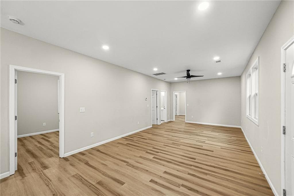3 bedroom, 2 bathroom, 1,398 sq ft single family residence for sale at 5376 Denny Drive, Atlanta, GA 30349 — photo 5