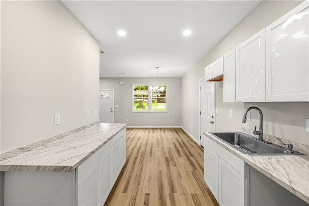 3 bedroom, 2 bathroom, 1,398 sq ft single family residence for sale at 5376 Denny Drive, Atlanta, GA 30349 — photo 9
