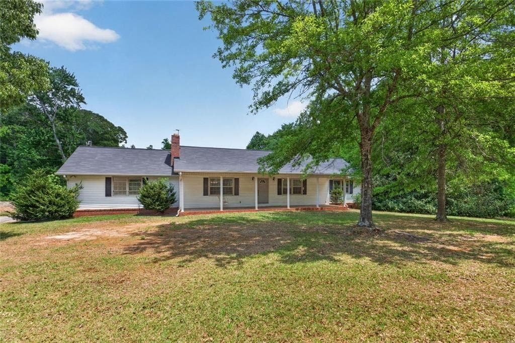 3 bedroom, 2 bathroom, 1,560 sq ft single family residence for sale at 3982 Pool Road, Winston, GA 30187 — photo 2
