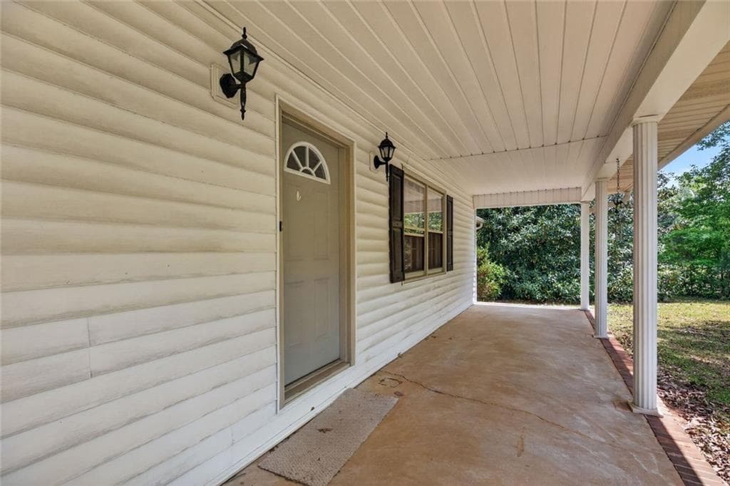 3 bedroom, 2 bathroom, 1,560 sq ft single family residence for sale at 3982 Pool Road, Winston, GA 30187 — photo 3
