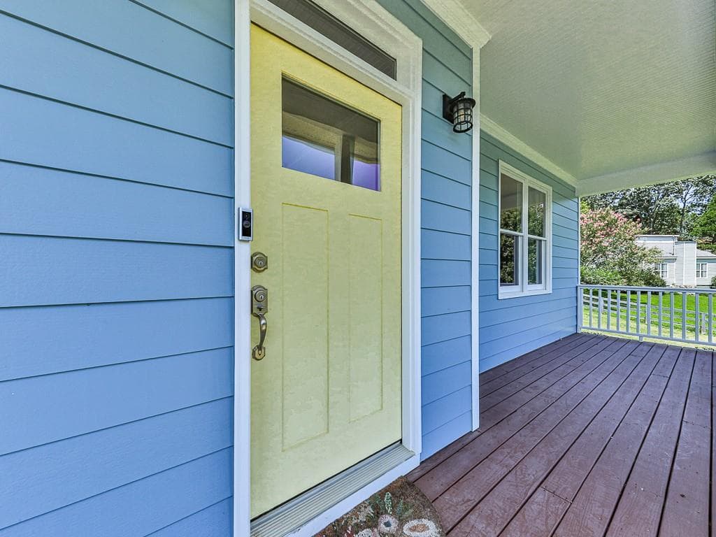 4 bedroom, 3 bathroom, 2,476 sq ft single family residence for sale at 7955 Little Mill Road, Cumming, GA 30041 — photo 9