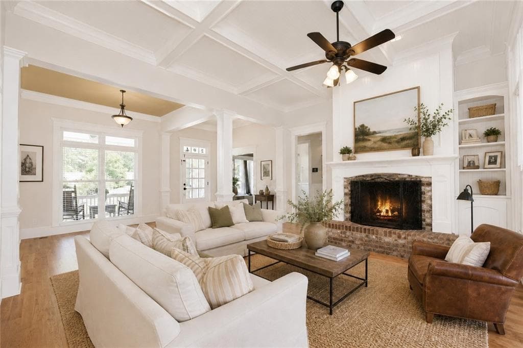 5 bedroom, 4 bathroom, 4,118 sq ft single family residence for sale at 204 Lynn Lane, Canton, GA 30115 — photo 5