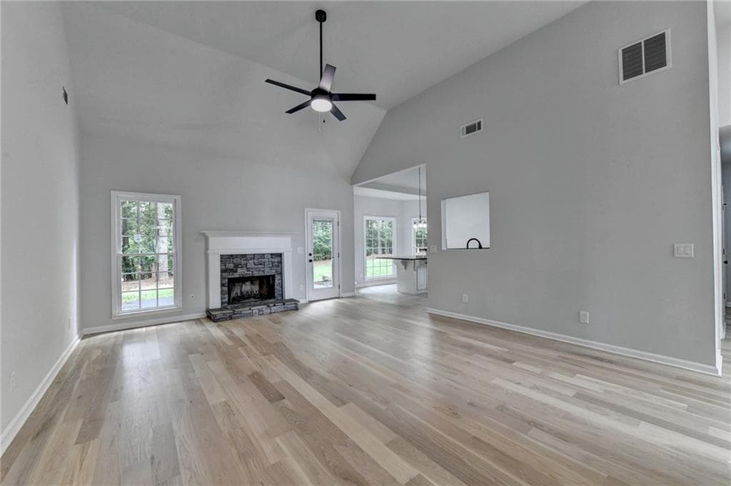 3 bedroom, 2 bathroom, 1,860 sq ft single family residence under contract at 6316 Green Oak Ridge, Flowery Branch, GA 30542 — photo 8