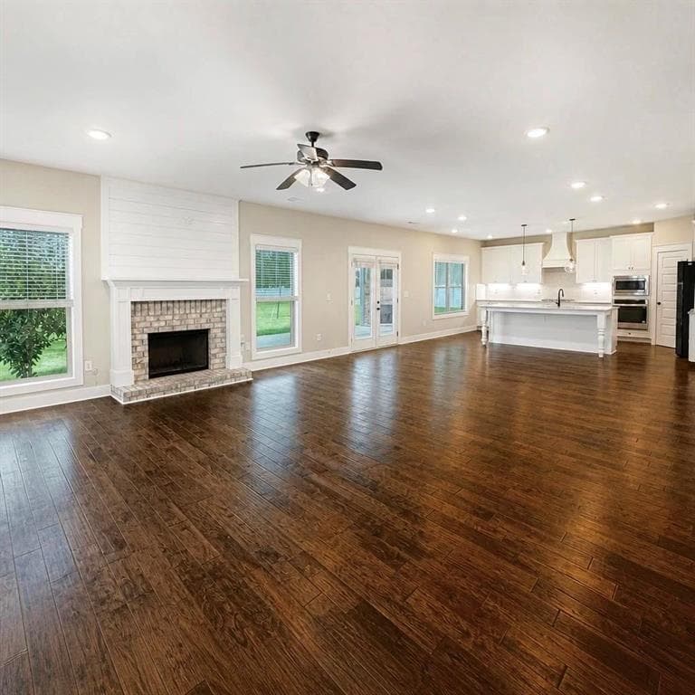 5 bedroom, 4 bathroom, 3,795 sq ft single family residence under contract at 150 Peppertree Drive, Newnan, GA 30265 — photo 10
