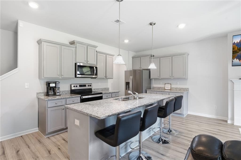 4 bedroom, 3 bathroom, 1,811 sq ft townhouse for sale at 7548 Knoll Hollow Road, Lithonia, GA 30058 — photo 9