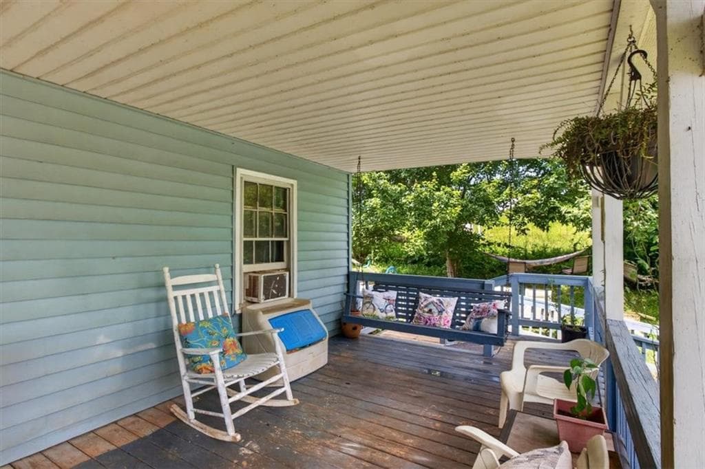 2 bedroom, 1 bathroom, 440 sq ft single family residence for sale at 2627 Jones Mountain Road, Talking Rock, GA 30175 — photo 4