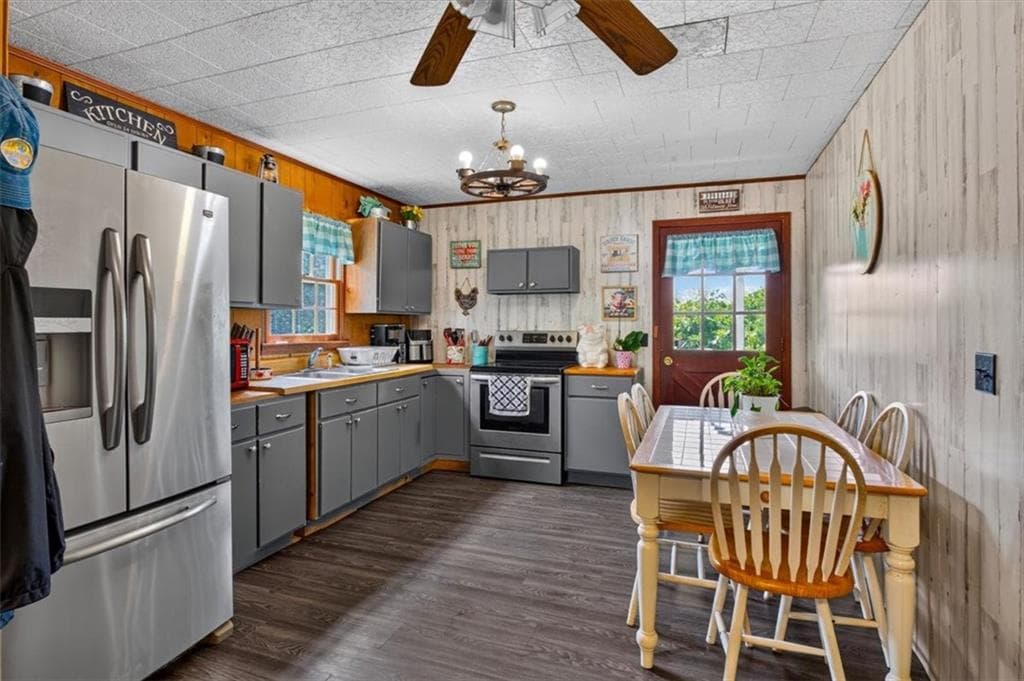 2 bedroom, 1 bathroom, 440 sq ft single family residence for sale at 2627 Jones Mountain Road, Talking Rock, GA 30175 — photo 10