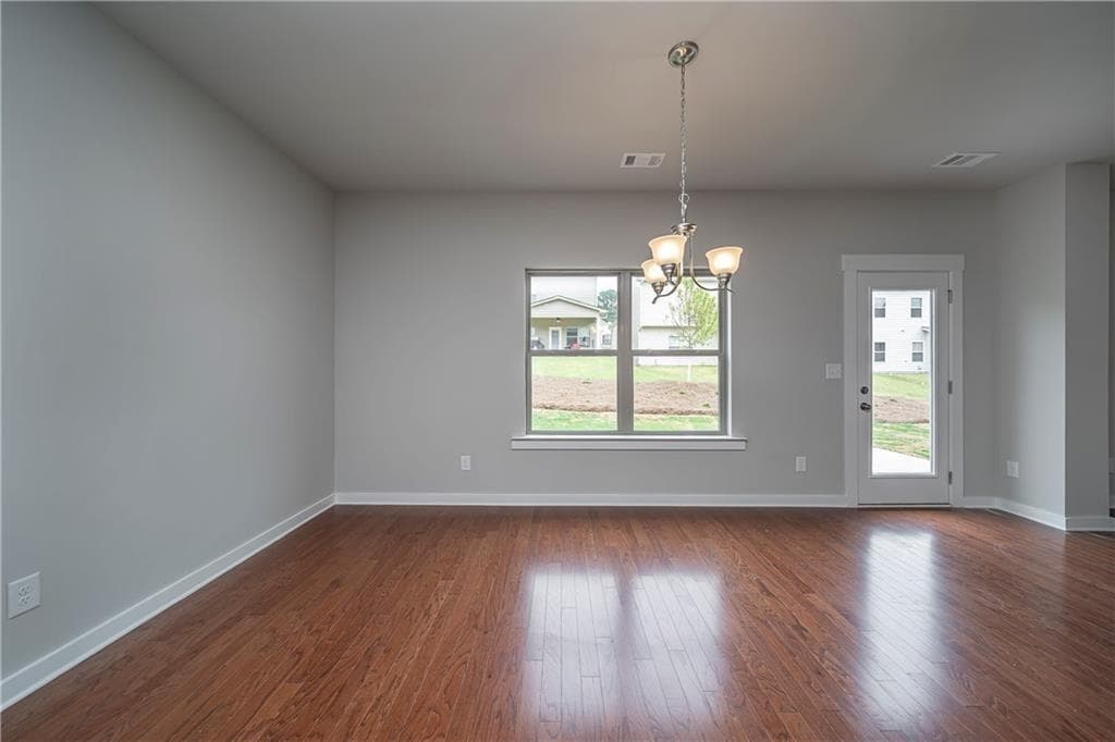3 bedroom, 3 bathroom, 2,526 sq ft single family residence for sale at 1757 Weatherbrook Circle, Lawrenceville, GA 30043 — photo 8