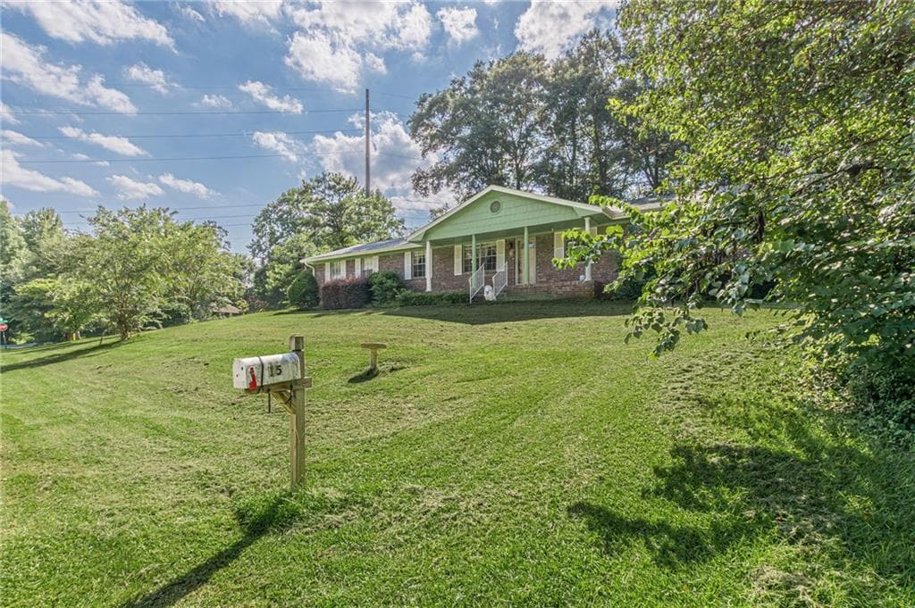 3 bedroom, 2 bathroom, 1,485 sq ft single family residence for sale at 15 Highlane Drive, Stockbridge, GA 30281 — photo 3