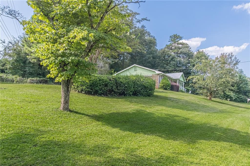 3 bedroom, 2 bathroom, 1,485 sq ft single family residence for sale at 15 Highlane Drive, Stockbridge, GA 30281 — photo 6