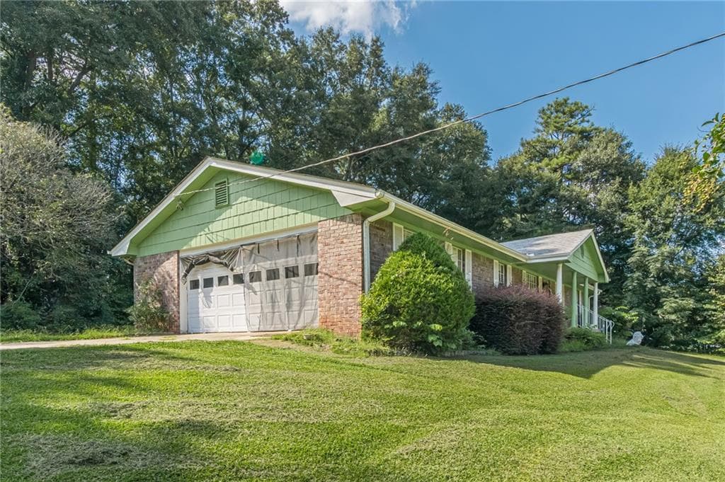 3 bedroom, 2 bathroom, 1,485 sq ft single family residence for sale at 15 Highlane Drive, Stockbridge, GA 30281 — photo 7