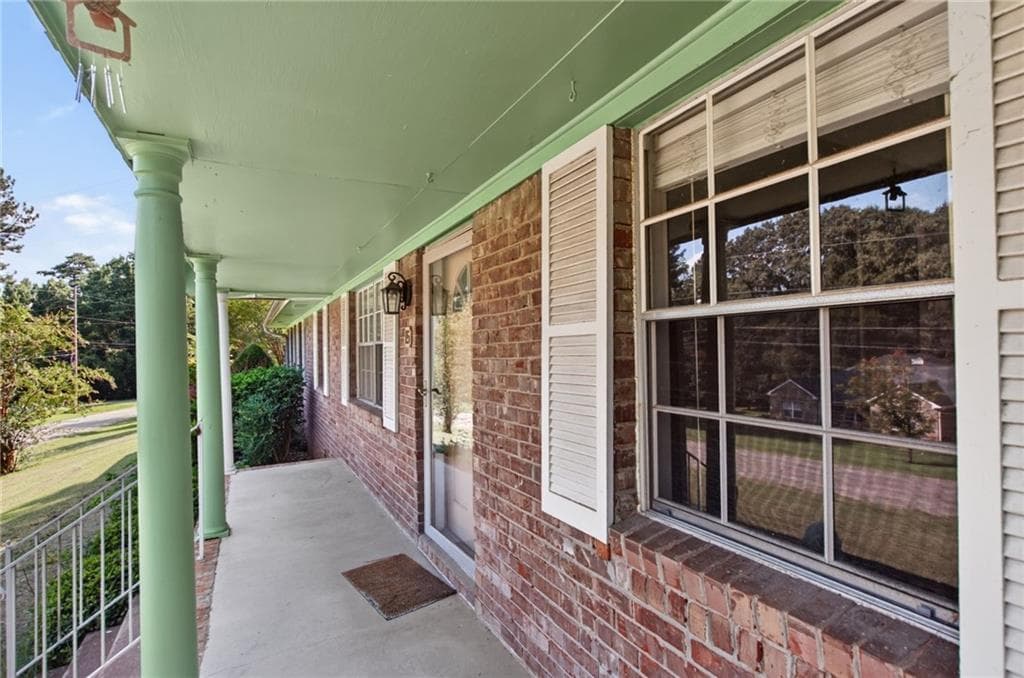 3 bedroom, 2 bathroom, 1,485 sq ft single family residence for sale at 15 Highlane Drive, Stockbridge, GA 30281 — photo 9