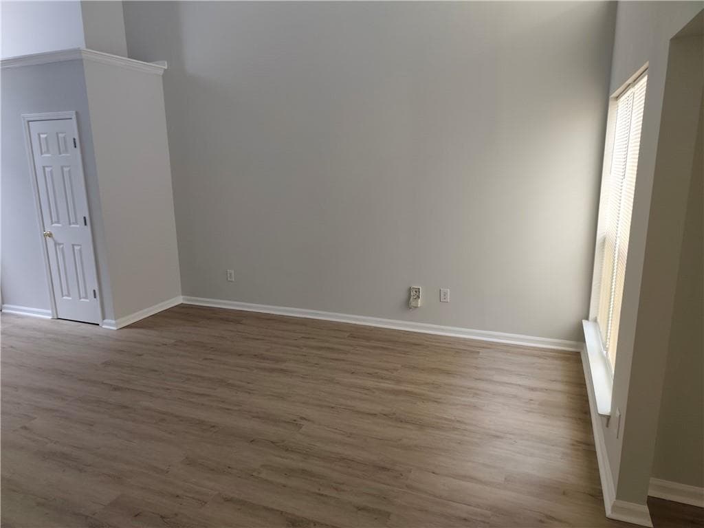 3 bedroom, 3 bathroom, 1,909 sq ft single family residence for sale at 3642 Park Bluff Way, Duluth, GA 30096 — photo 6