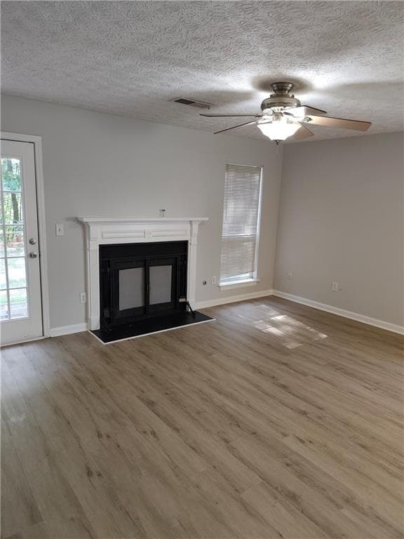 3 bedroom, 3 bathroom, 1,909 sq ft single family residence for sale at 3642 Park Bluff Way, Duluth, GA 30096 — photo 9