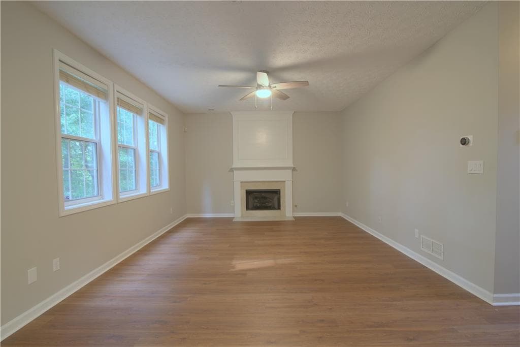 3 bedroom, 3 bathroom, 1,846 sq ft single family residence for rent at 2013 Ridgestone Landing, Marietta, GA 30008 for $2,400 a month — photo 2