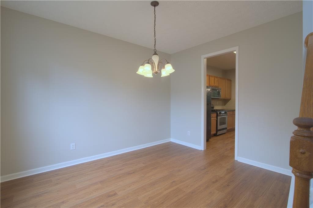 3 bedroom, 3 bathroom, 1,846 sq ft single family residence for rent at 2013 Ridgestone Landing, Marietta, GA 30008 for $2,400 a month — photo 9