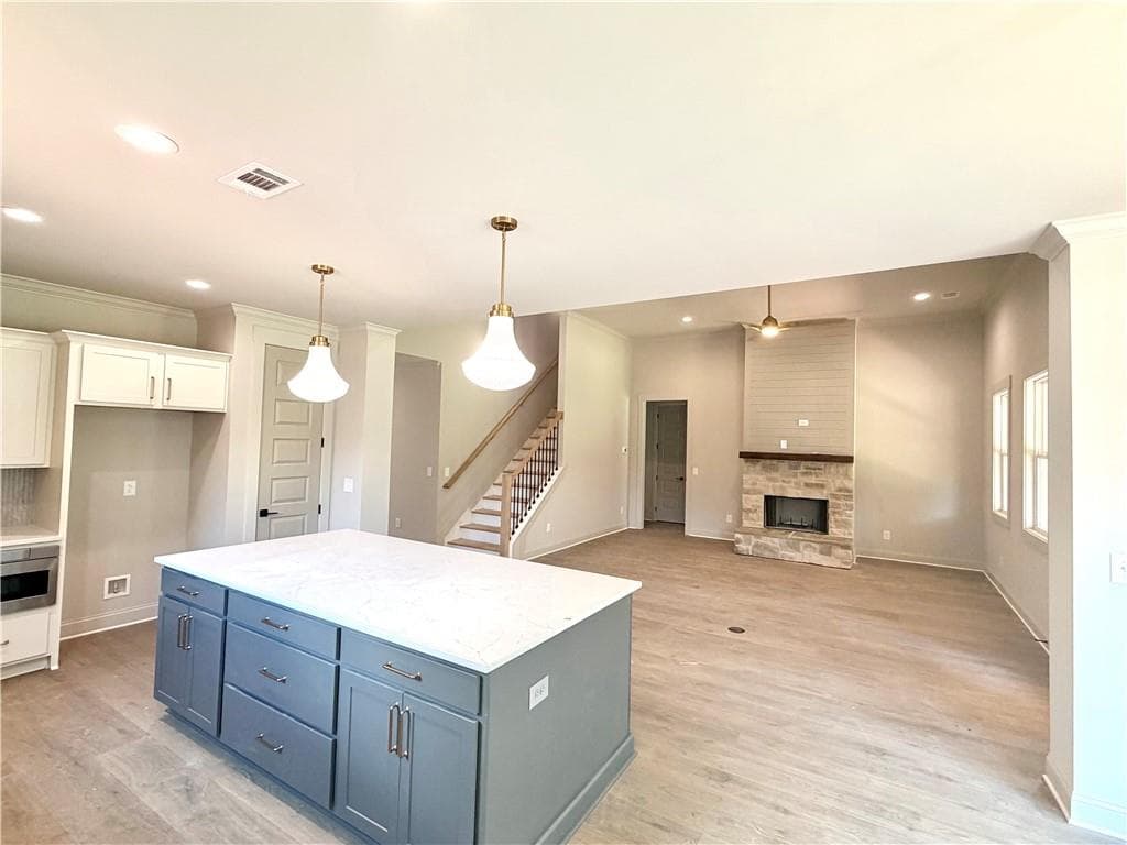 5 bedroom, 5 bathroom, 2,973 sq ft single family residence for sale at 1430 Legend Drive, Greensboro, GA 30642 — photo 8