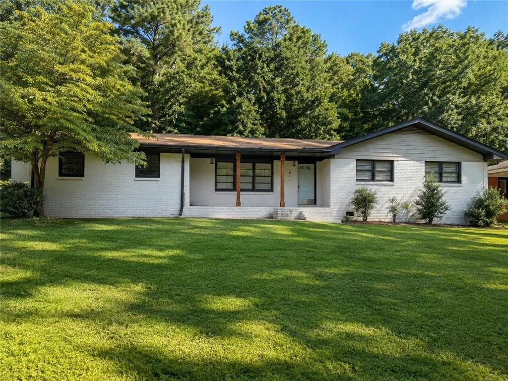 3 bedroom, 2 bathroom, 1,408 sq ft single family residence for rent at 4442 Mark Anthony Court, Decatur, GA 30035 for $1,995 a month