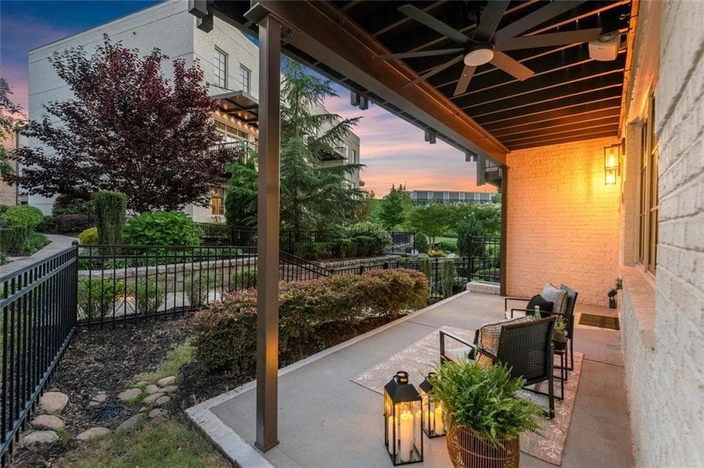 4 bedroom, 4 bathroom, 2,024 sq ft townhouse for rent at 1910 Bay Line Lane, Atlanta, GA 30318 for $4,550 a month — photo 3