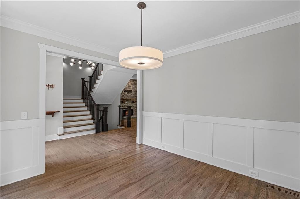 5 bedroom, 5 bathroom, 4,994 sq ft single family residence for sale at 690 Big Bend Trail Road, Sugar Hill, GA 30518 — photo 10