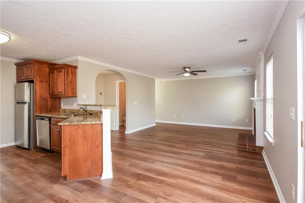 3 bedroom, 3 bathroom, 2,356 sq ft single family residence for rent at 12 Hitchcock Station, Cartersville, GA 30121 for $2,195 a month — photo 6