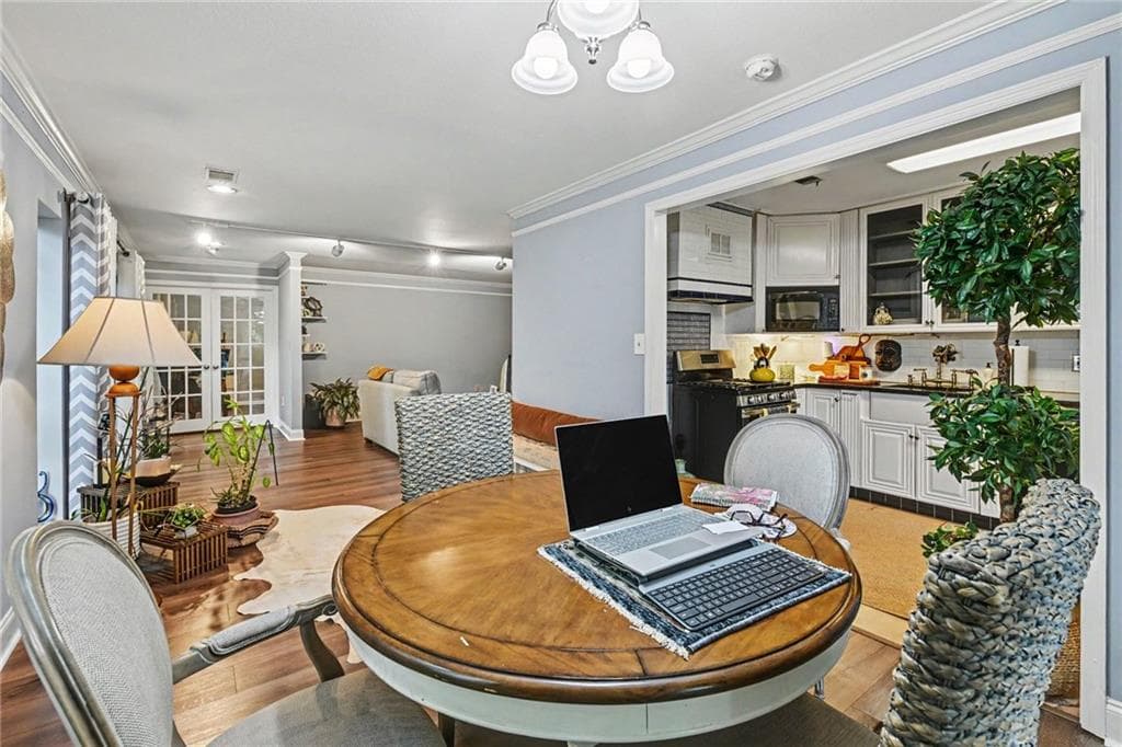 2 bedroom, 2 bathroom, 1,504 sq ft condominium for sale at 3113 Pine Heights Drive, Atlanta, GA 30324 — photo 6