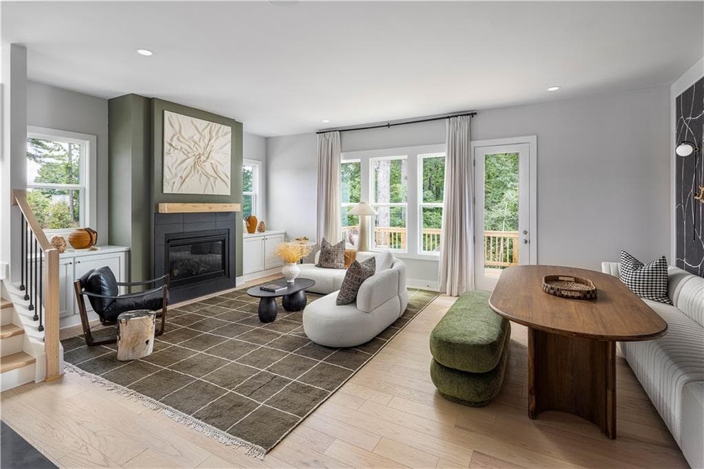 4 bedroom, 4 bathroom, 2,677 sq ft townhouse under contract at 2700 Chestnut Willow Walk 46, Smyrna, GA 30080 — photo 6