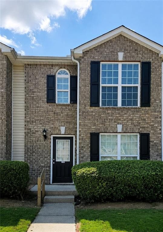3 bedroom, 3 bathroom, 1,528 sq ft townhouse for rent at 2861 Creek Bottom Court, Gainesville, GA 30504 for $1,540 a month — photo 1 of 21