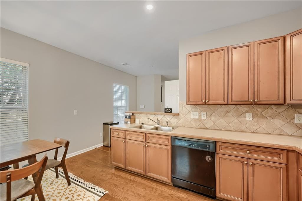 2 bedroom, 3 bathroom, 1,184 sq ft townhouse under contract at 2251 Dillard Crossing, Tucker, GA 30084 — photo 7