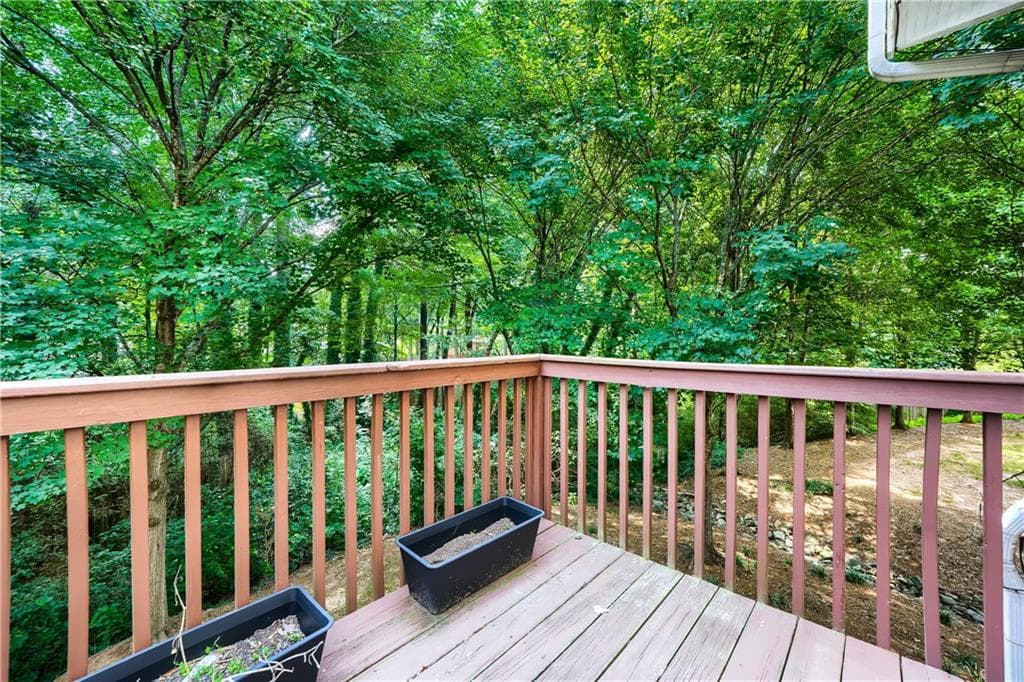 2 bedroom, 3 bathroom, 1,184 sq ft townhouse under contract at 2251 Dillard Crossing, Tucker, GA 30084 — photo 9