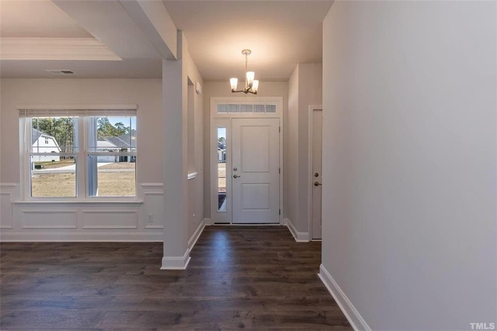 6 bedroom, 5 bathroom, 3,681 sq ft single family residence for sale at 646 Bald Ridge Circle, Demorest, GA 30535 — photo 3