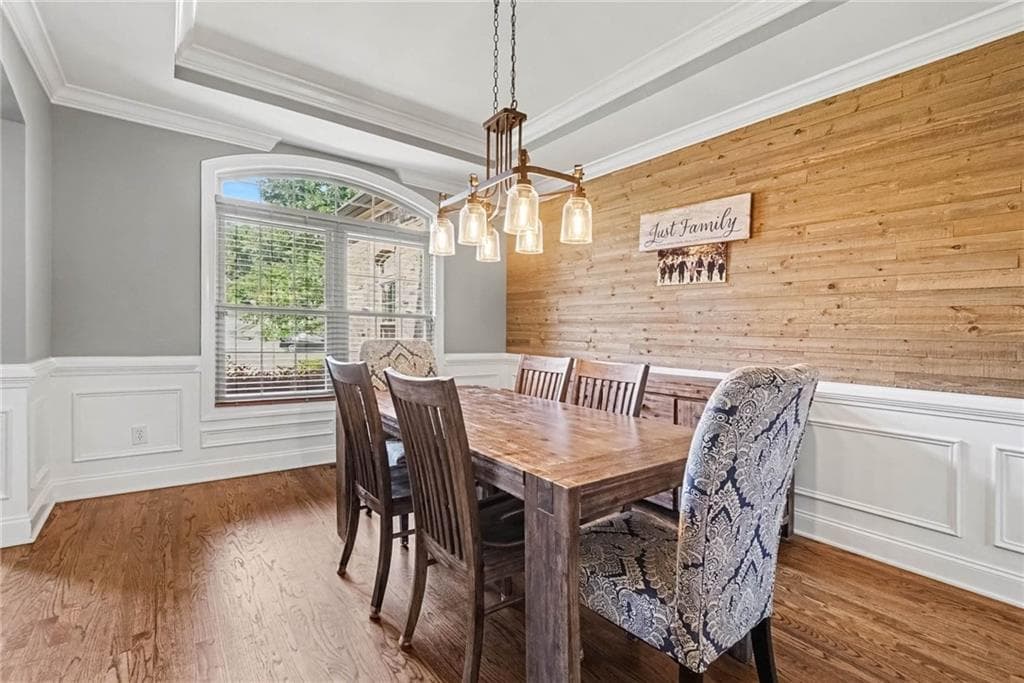 5 bedroom, 4 bathroom, 5,280 sq ft single family residence under contract at 5067 Julia Way, Powder Springs, GA 30127 — photo 3