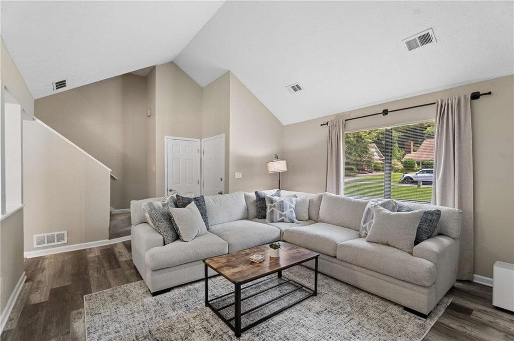 duplex under contract at 502 Plymouth Lane, Alpharetta, GA 30009 — photo 2