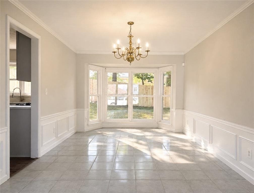 4 bedroom, 3 bathroom, 2,014 sq ft single family residence under contract at 2002 Chivalry Court, Lawrenceville, GA 30044 — photo 8