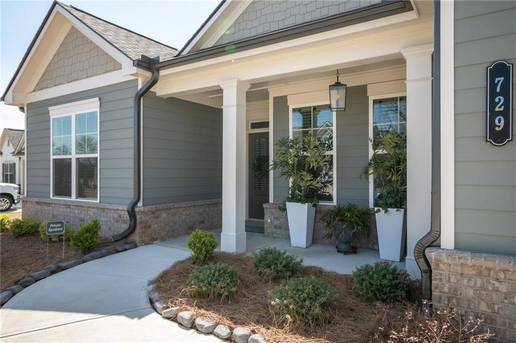 2 bedroom, 3 bathroom, 2,051 sq ft single family residence for rent at 729 Glenside Drive, Jefferson, GA 30549 for $1,975 a month — photo 3