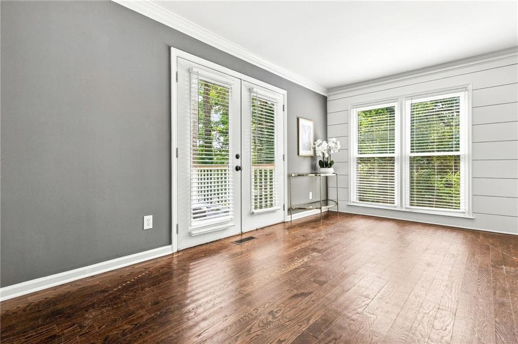 4 bedroom, 4 bathroom, 2,734 sq ft single family residence for sale at 3810 Running Fox Drive, Marietta, GA 30062 — photo 9